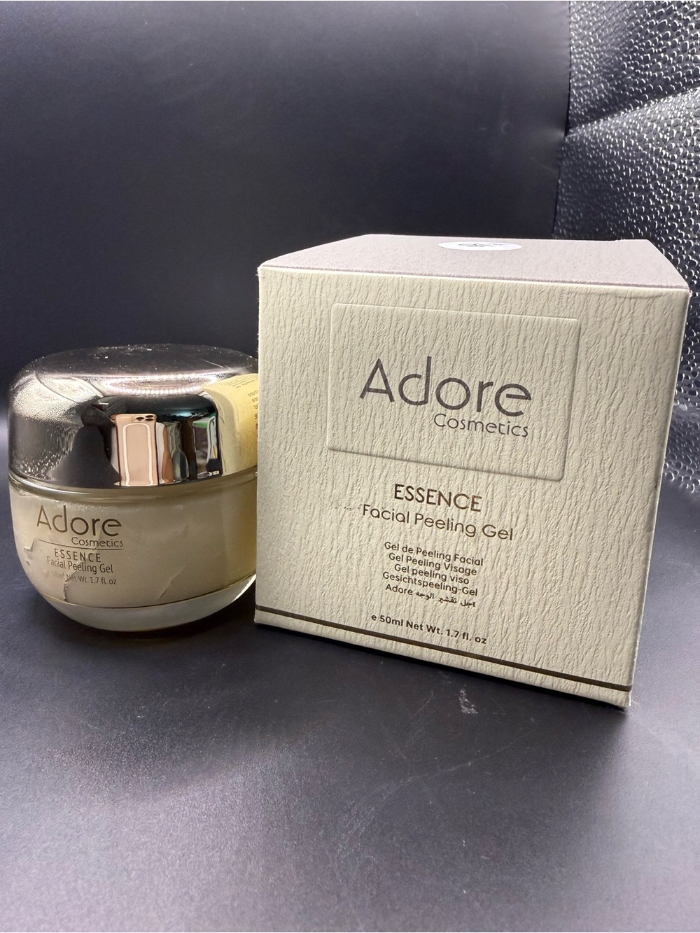 Adore Essence Facial Peeling Gel -